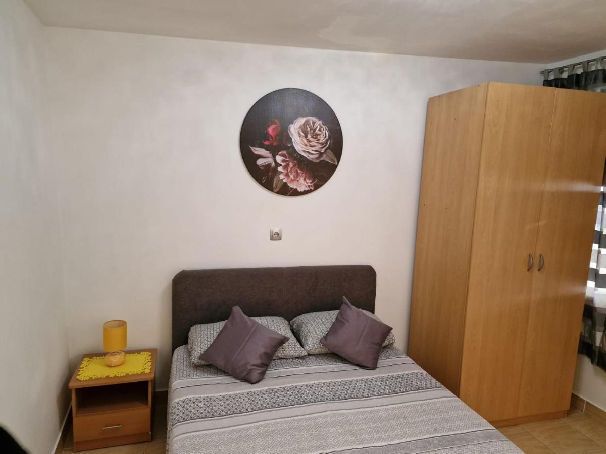 Apartment Ana Lozica With Terrace Дубровник Екстериор снимка