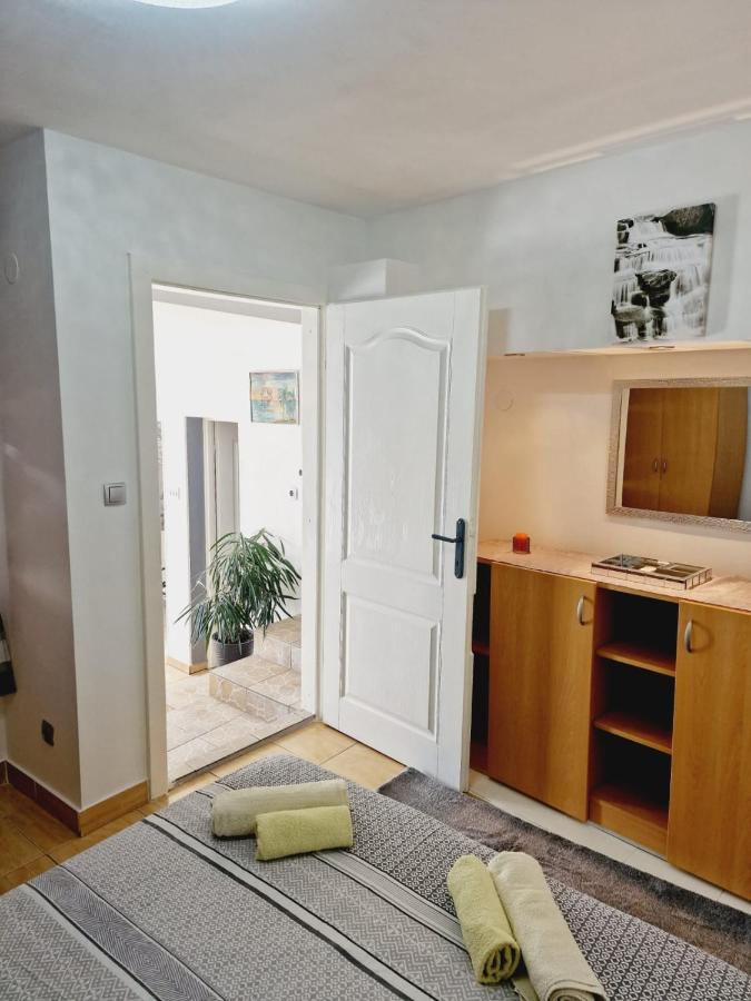 Apartment Ana Lozica With Terrace Дубровник Екстериор снимка