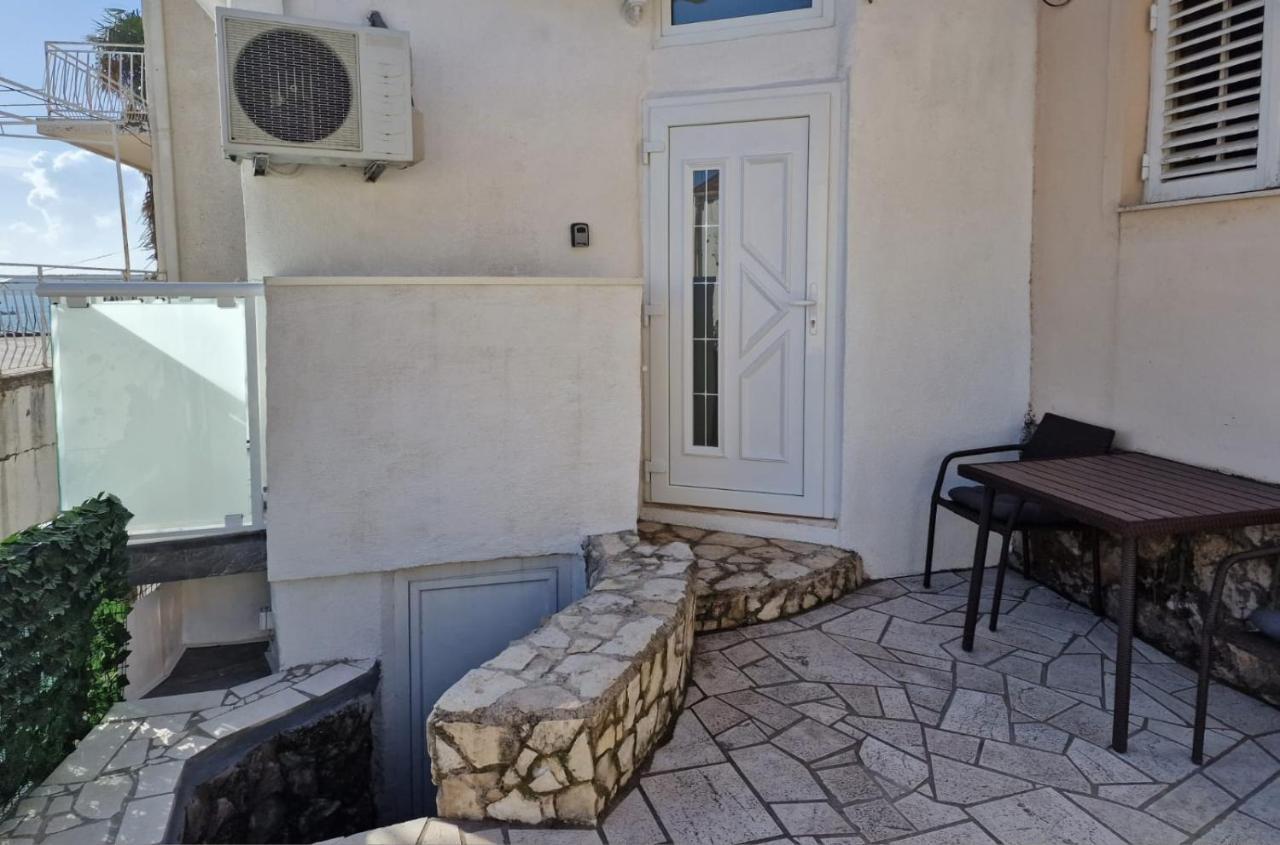 Apartment Ana Lozica With Terrace Дубровник Екстериор снимка